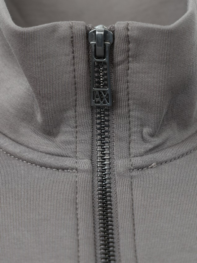 Casaco com Gola Alta