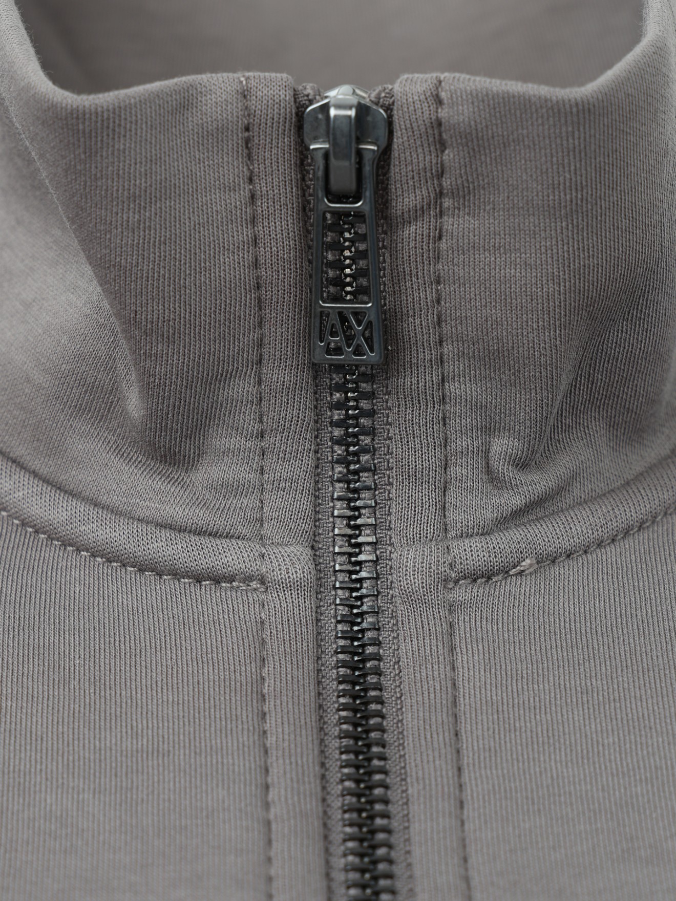 Casaco com Gola Alta