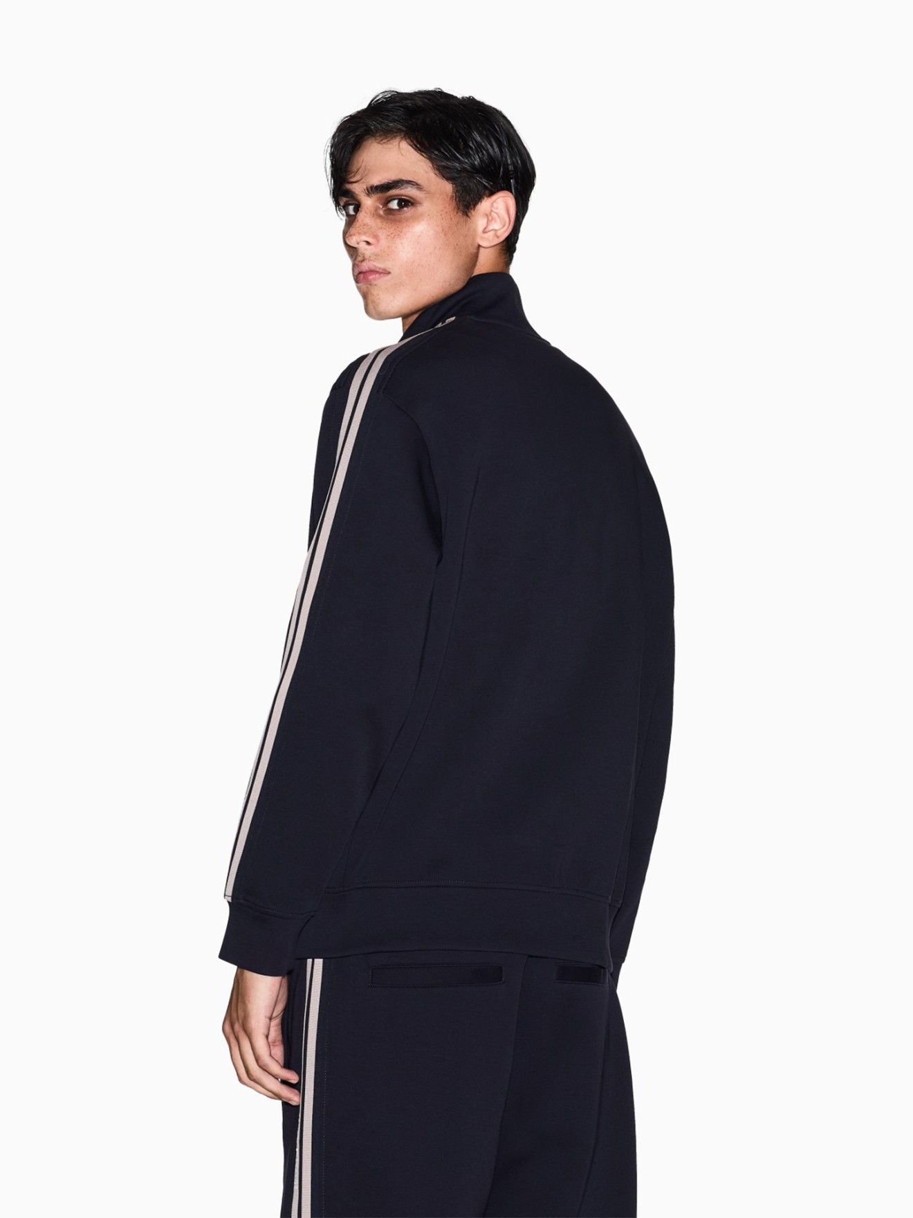 Casaco com Gola Alta