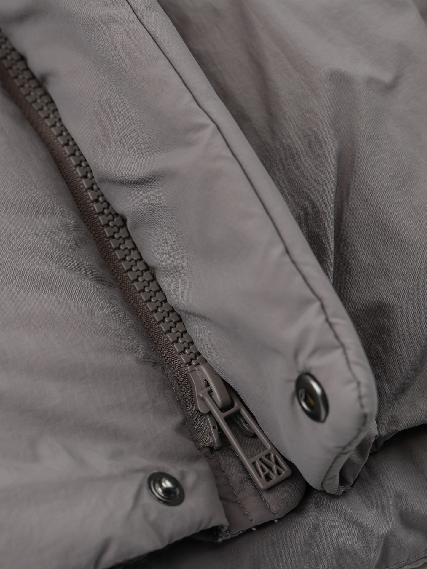 Blusão Acolchoado com Capuz