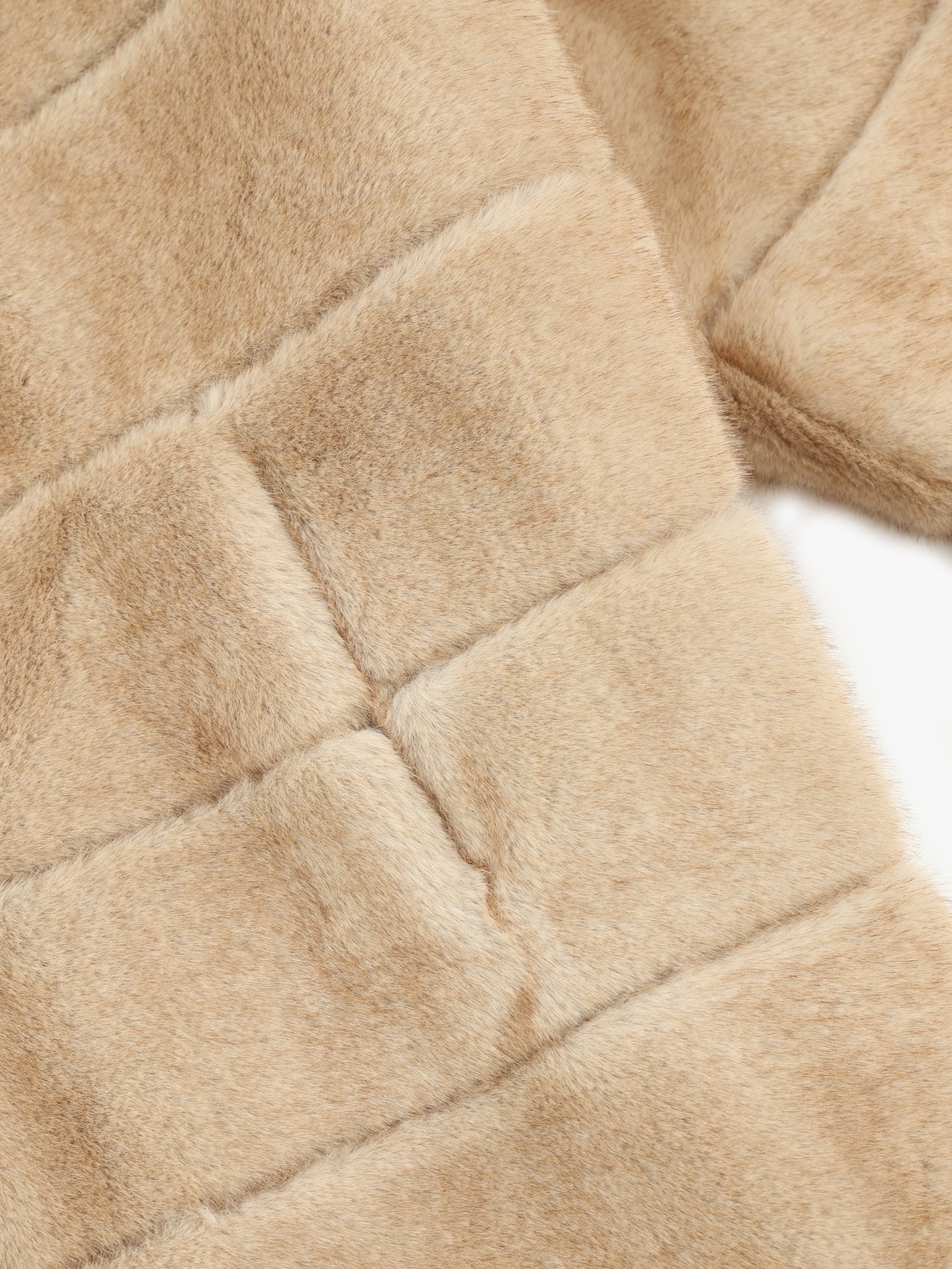 Casaco Comprido com Capuz