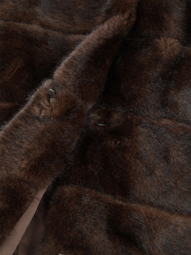 Casaco Comprido com Capuz