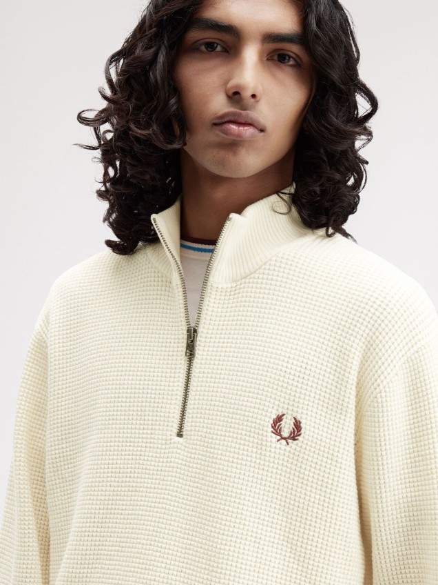 Camisola Waffle com Meio Fecho K8557