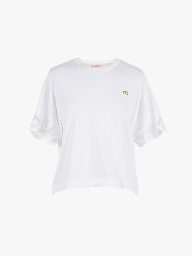 T-Shirt com Bordado Floral