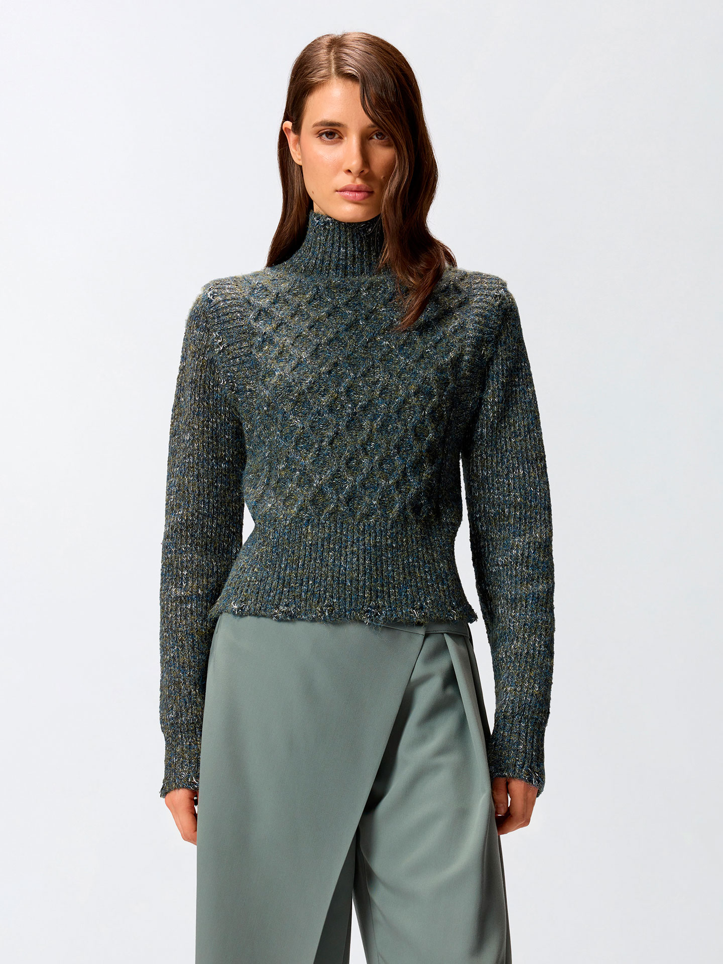 Camisola de Malha com Gola Alta