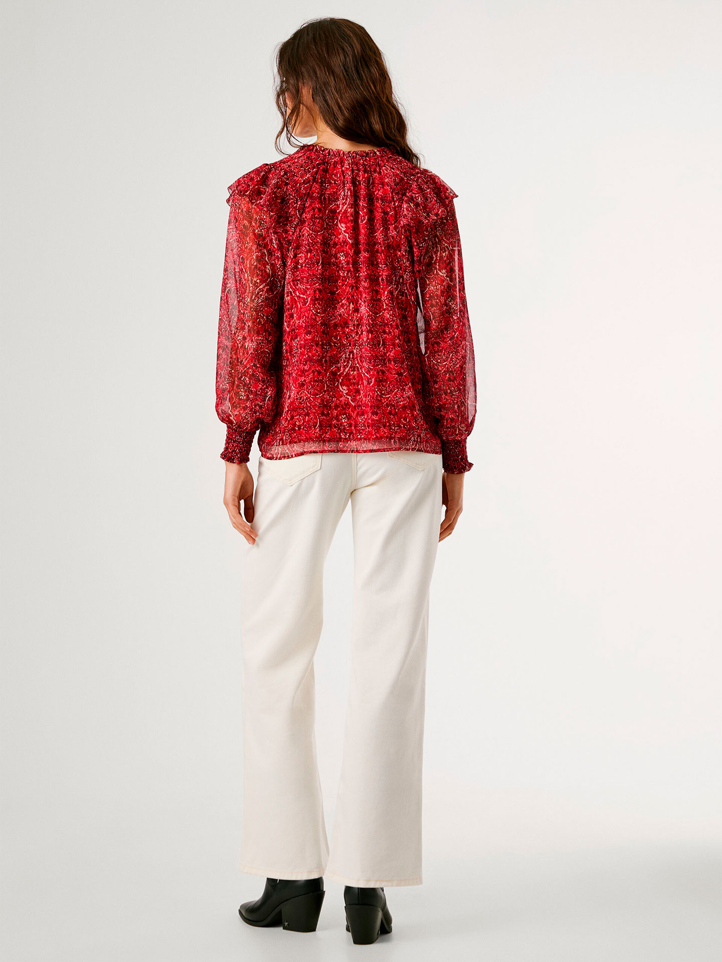 Blusa em Chiffon com Estampado Paisley