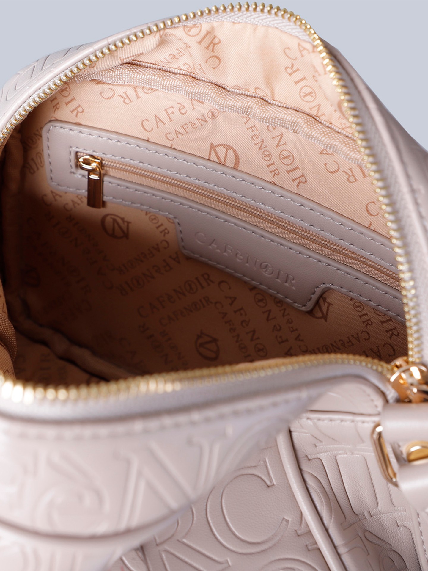 Mala Tiracolo com Relevo