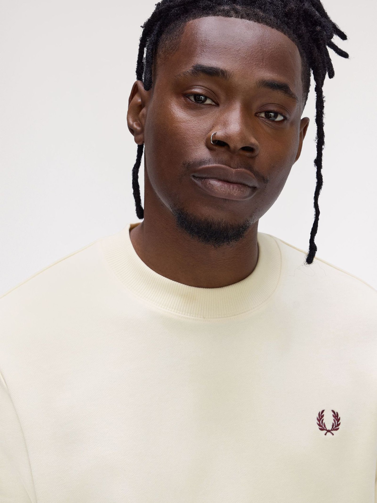 Sweatshirt com Gola Redonda M7535