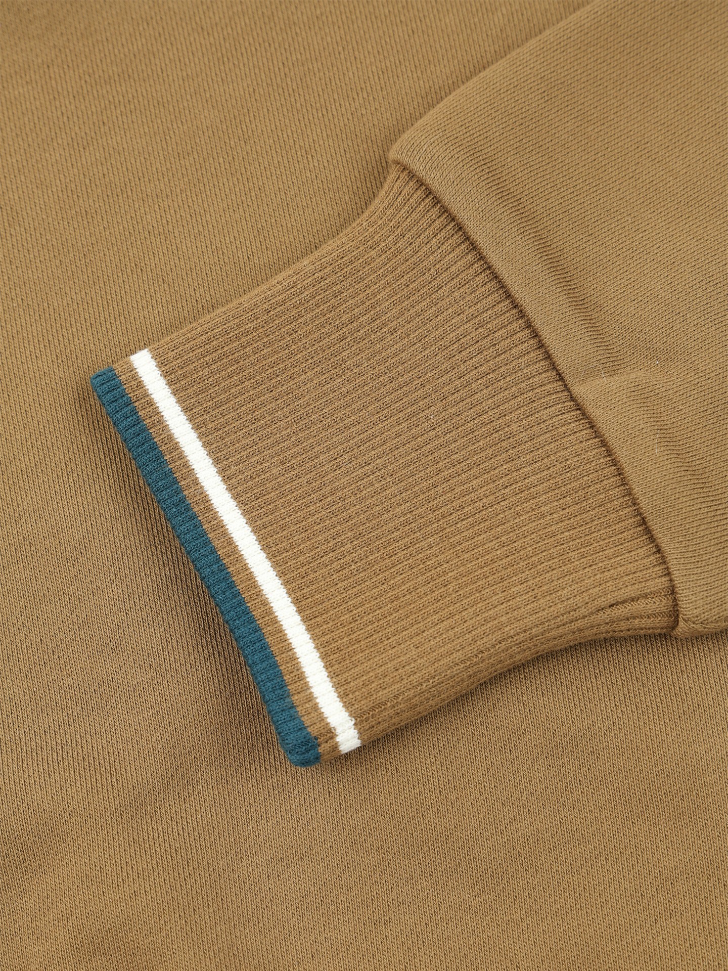 Sweatshirt com Gola Redonda M7535