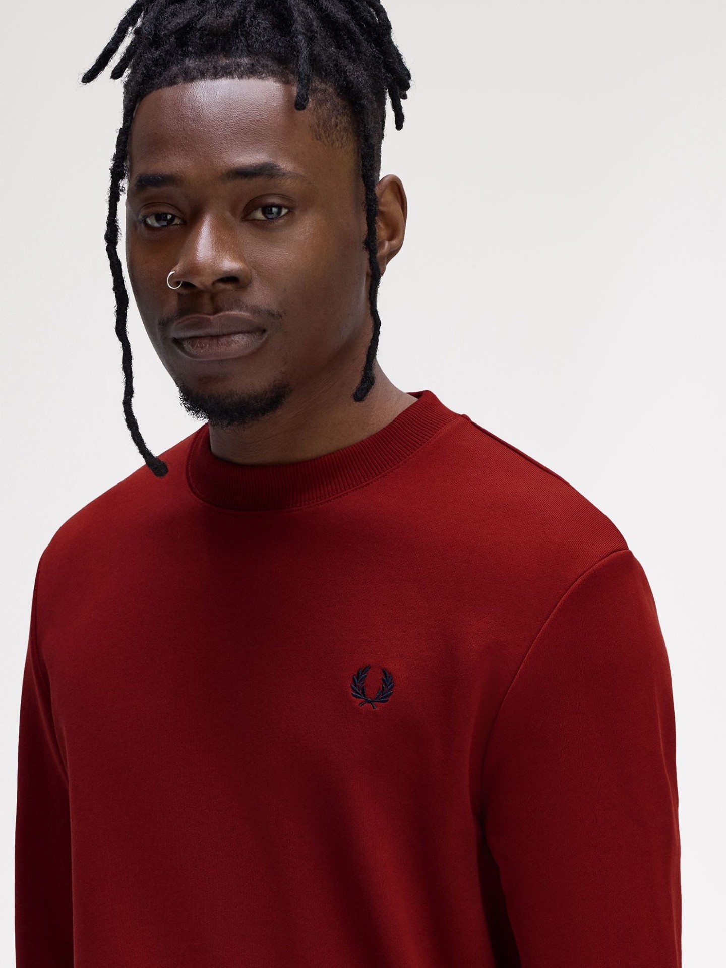 Sweatshirt com Gola Redonda M7535