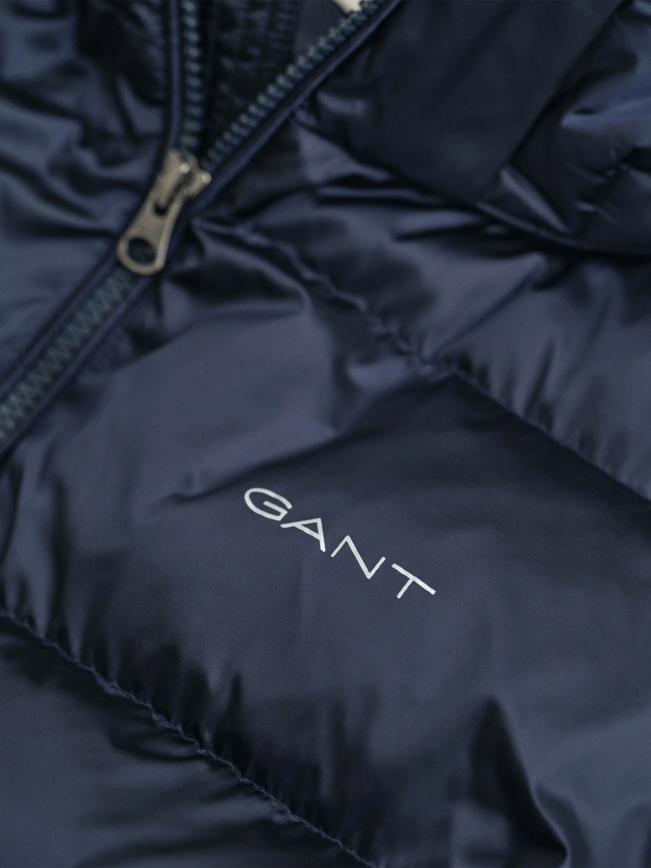 Blusão Acolchoado com Capuz Removível