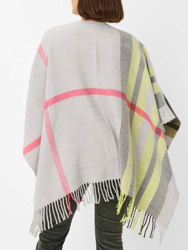 Capa com Franjas Thea