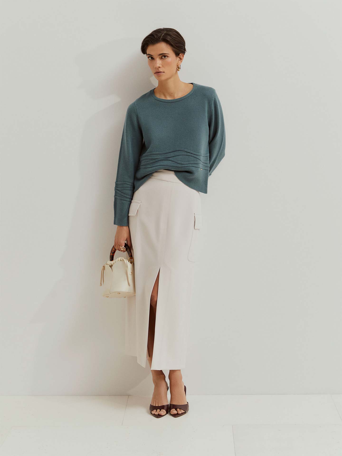 Camisola de Lã com Apliques Ondulados