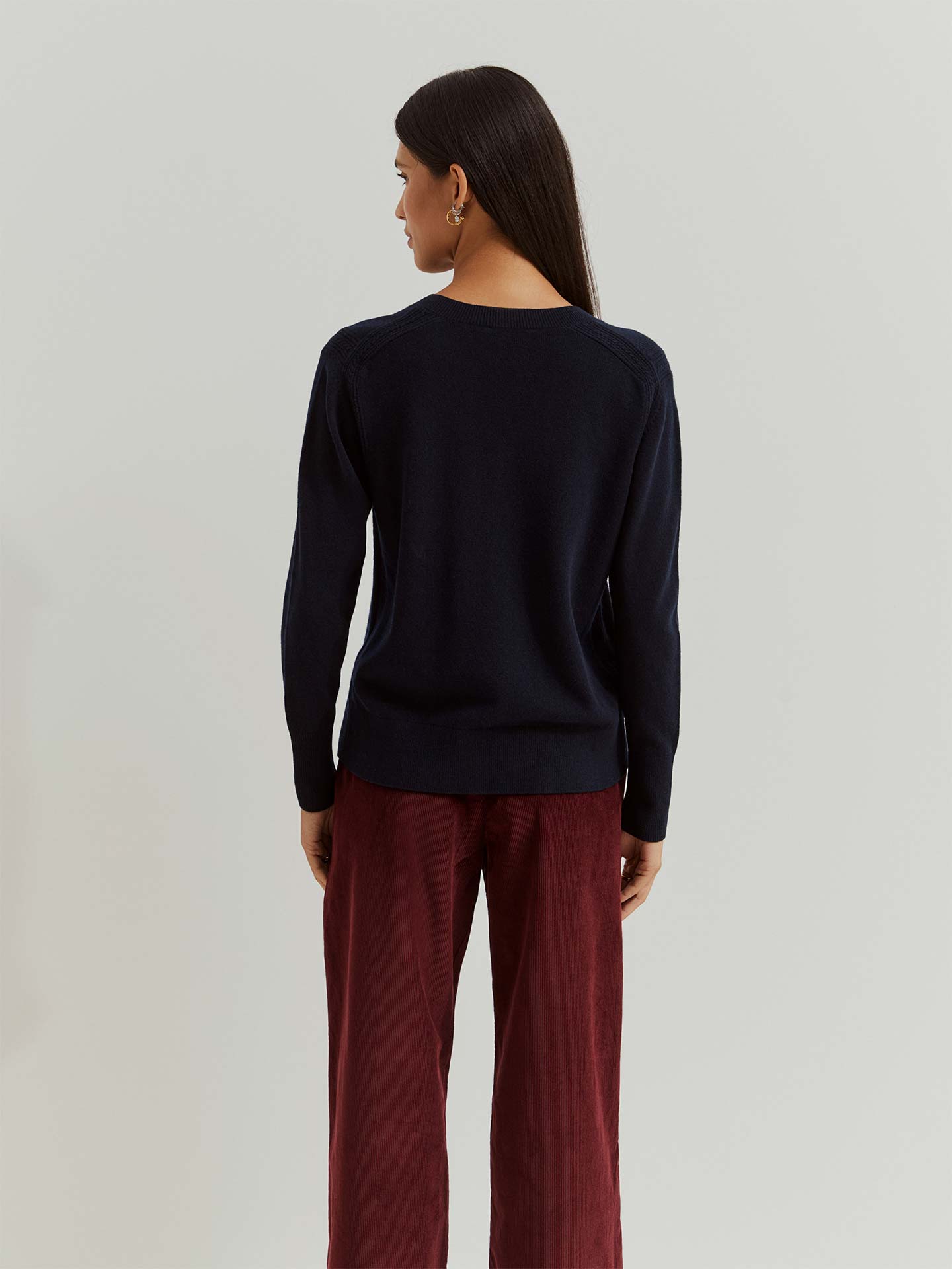 Camisola de Lã com Decote em V