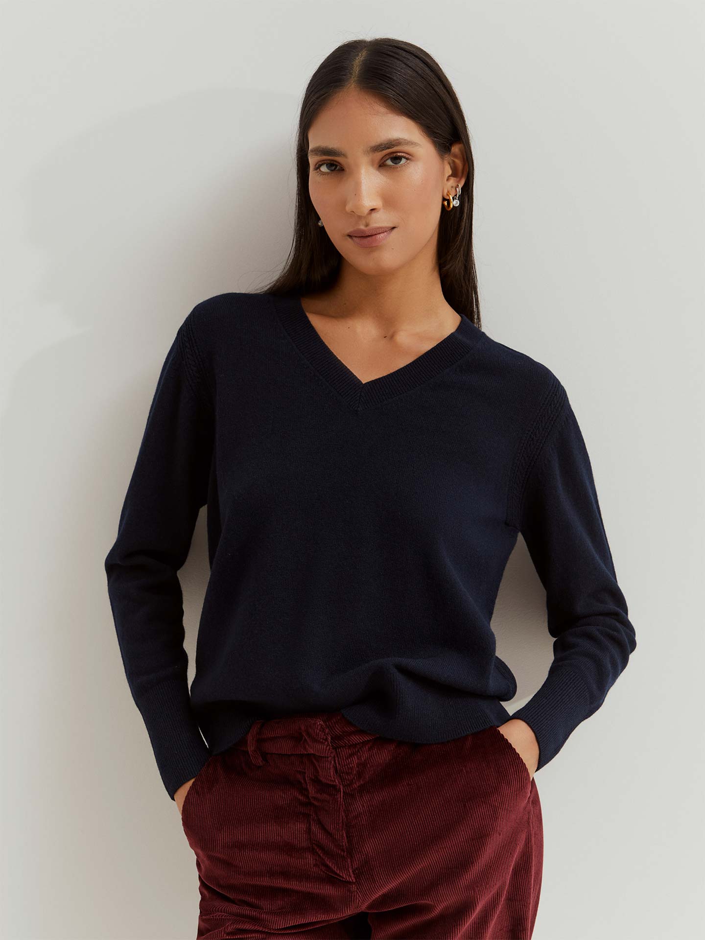 Camisola de Lã com Decote em V