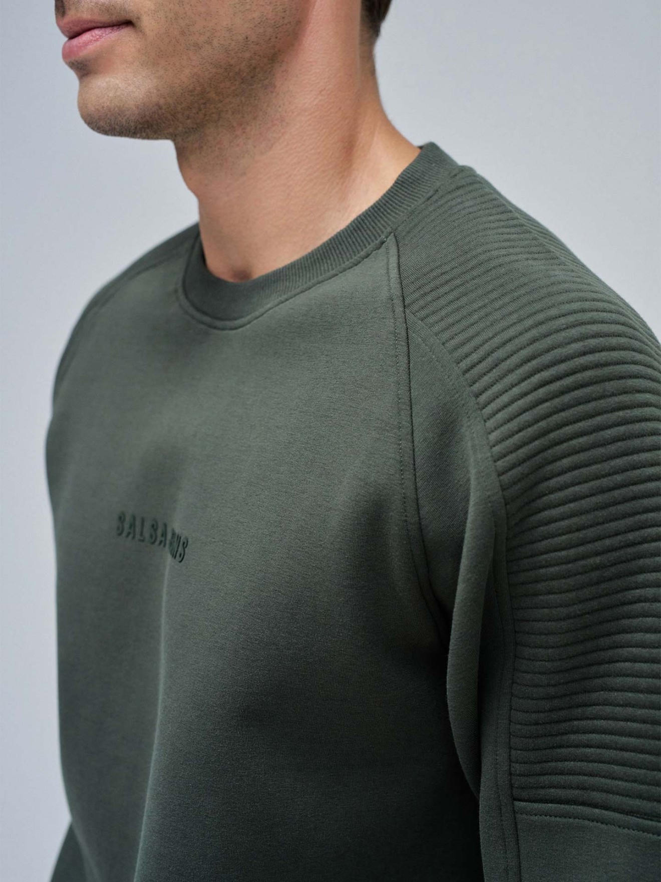 Sweatshirt com Logo