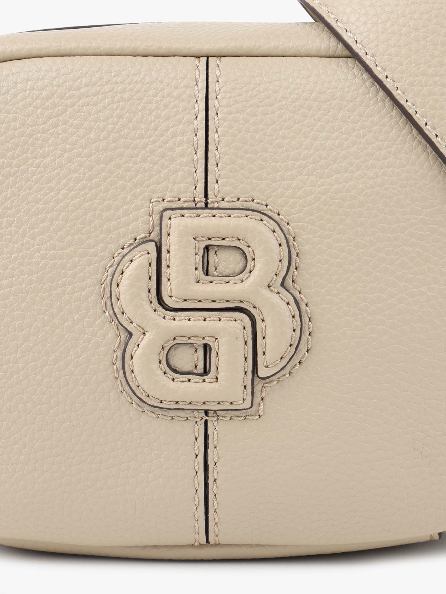 Mala Tiracolo em Pele Texturizada