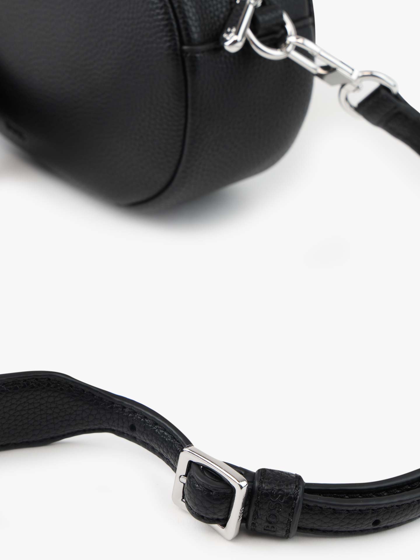 Mala Tiracolo em Pele Texturizada