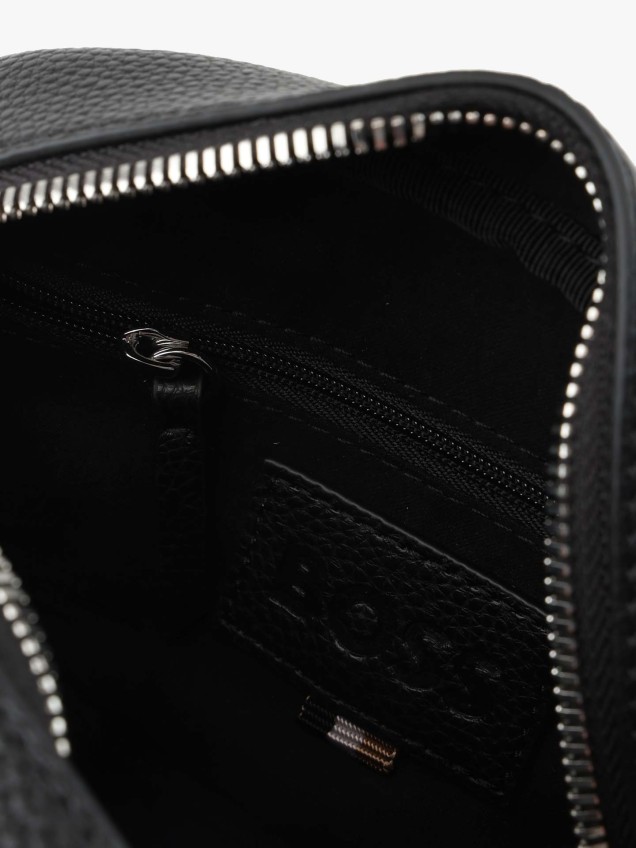 Mala Tiracolo em Pele Texturizada