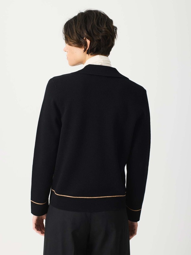 Casaco de Malha com Detalhe em Linha Lateral