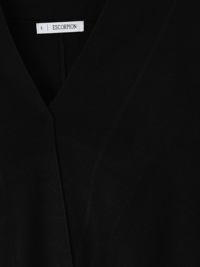 Poncho de Lã com Decote em V