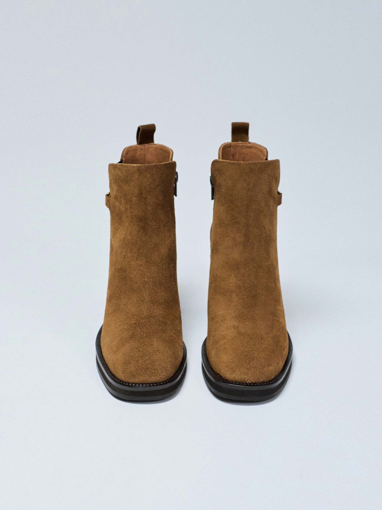 Botim em Camura com Elstico