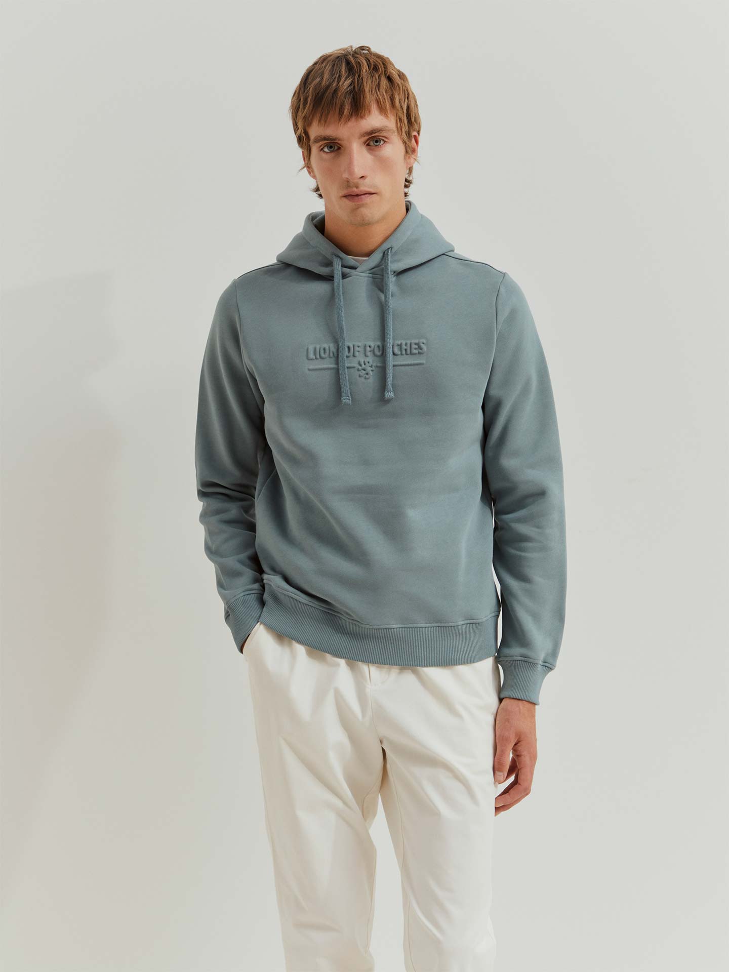 Sweatshirt com Logo em Relevo