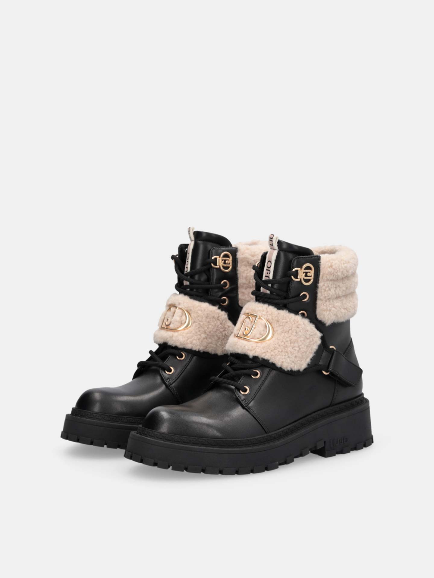 Botas Combat em Pele com Detalhes em Pele Sintética