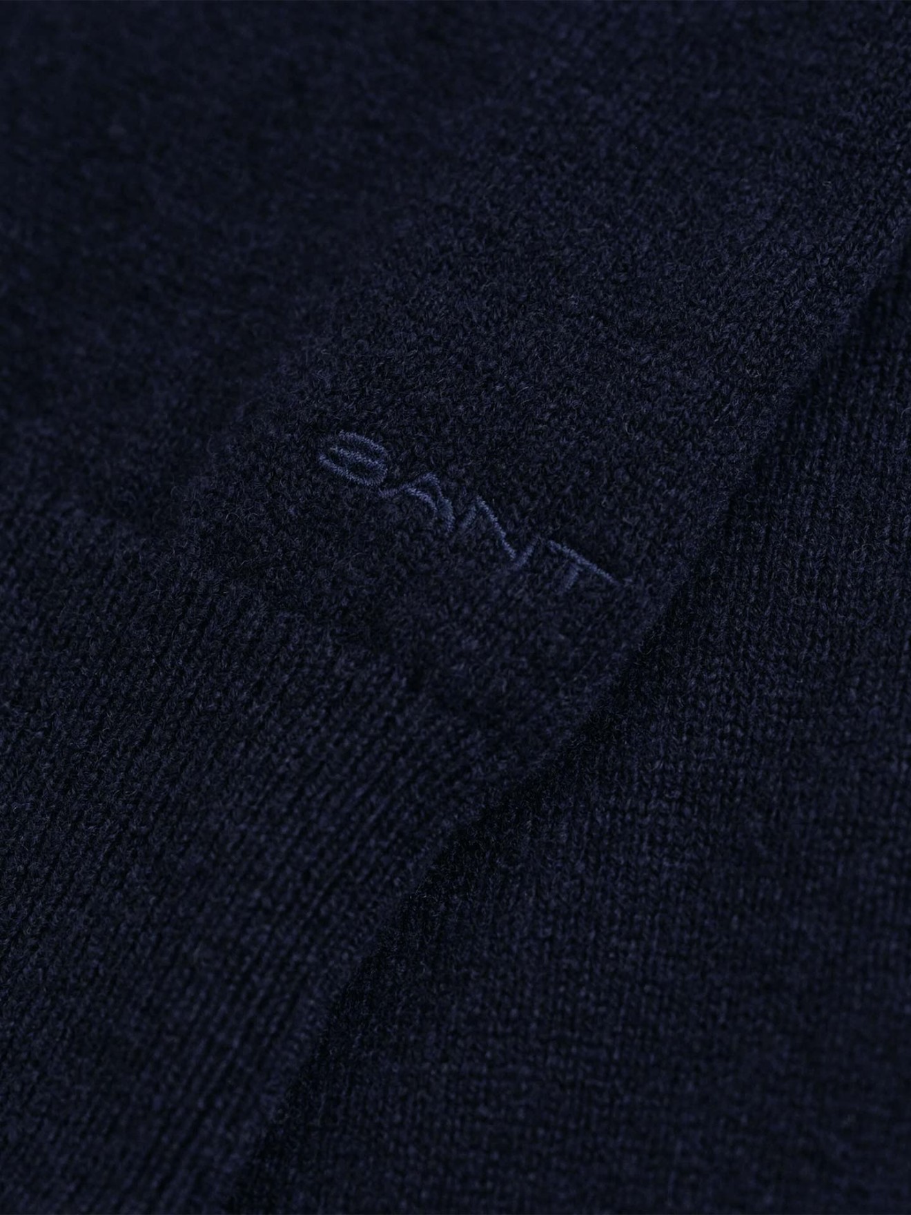 Vestido de Malha com Gola Alta