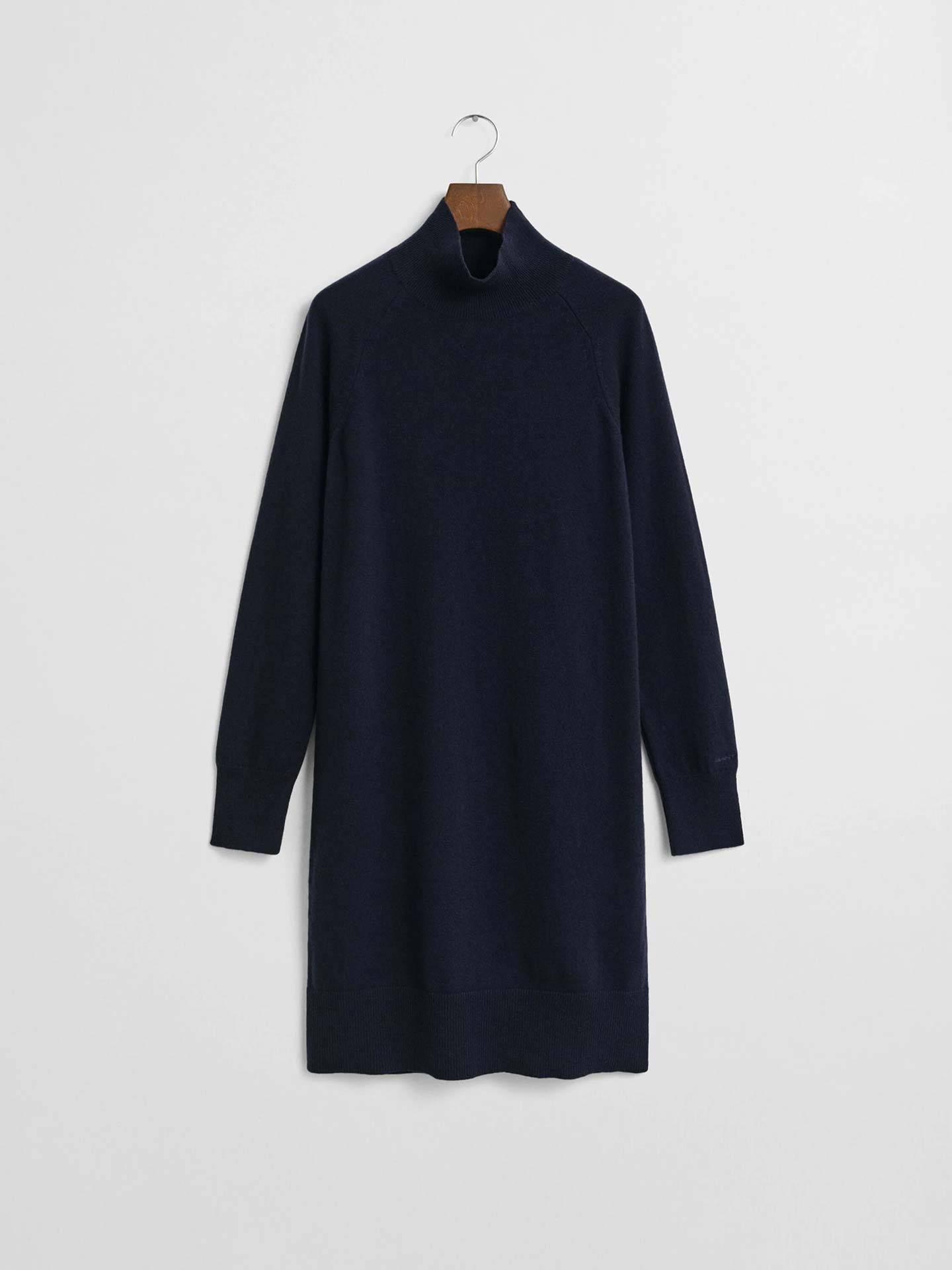 Vestido de Malha com Gola Alta