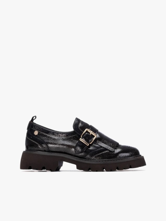 Mocassins em Verniz