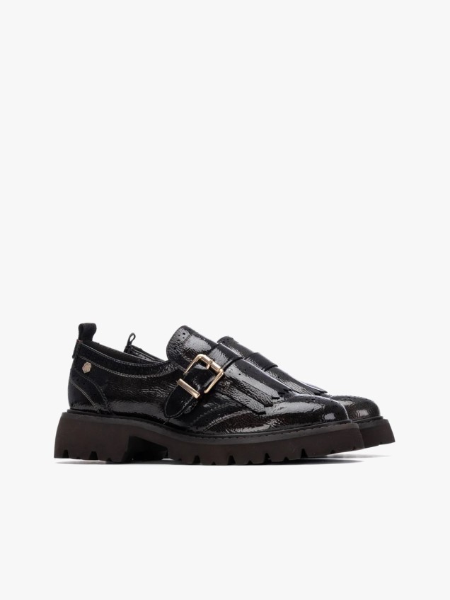 Mocassins em Verniz
