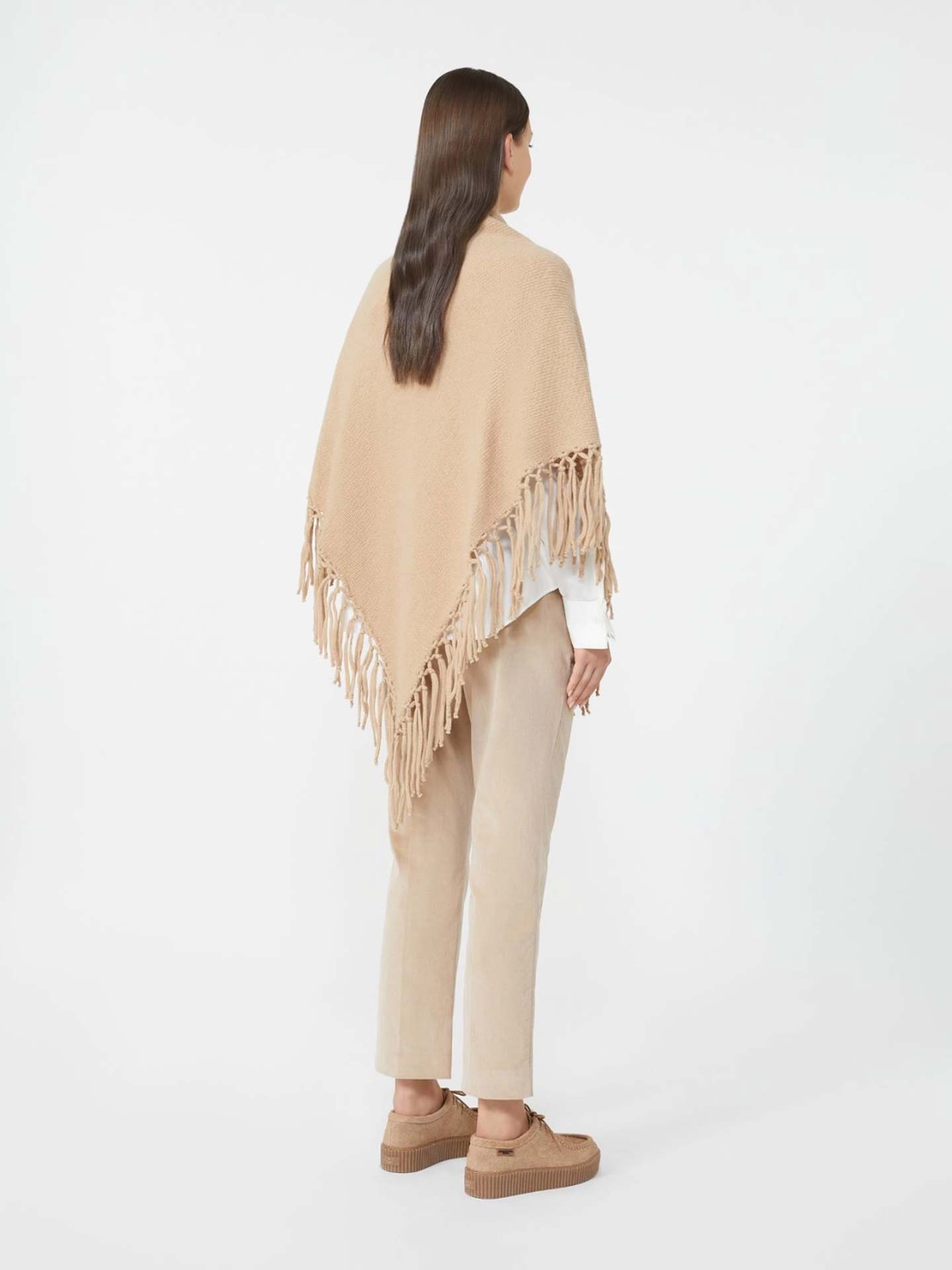 Xaile Triangular Tornado