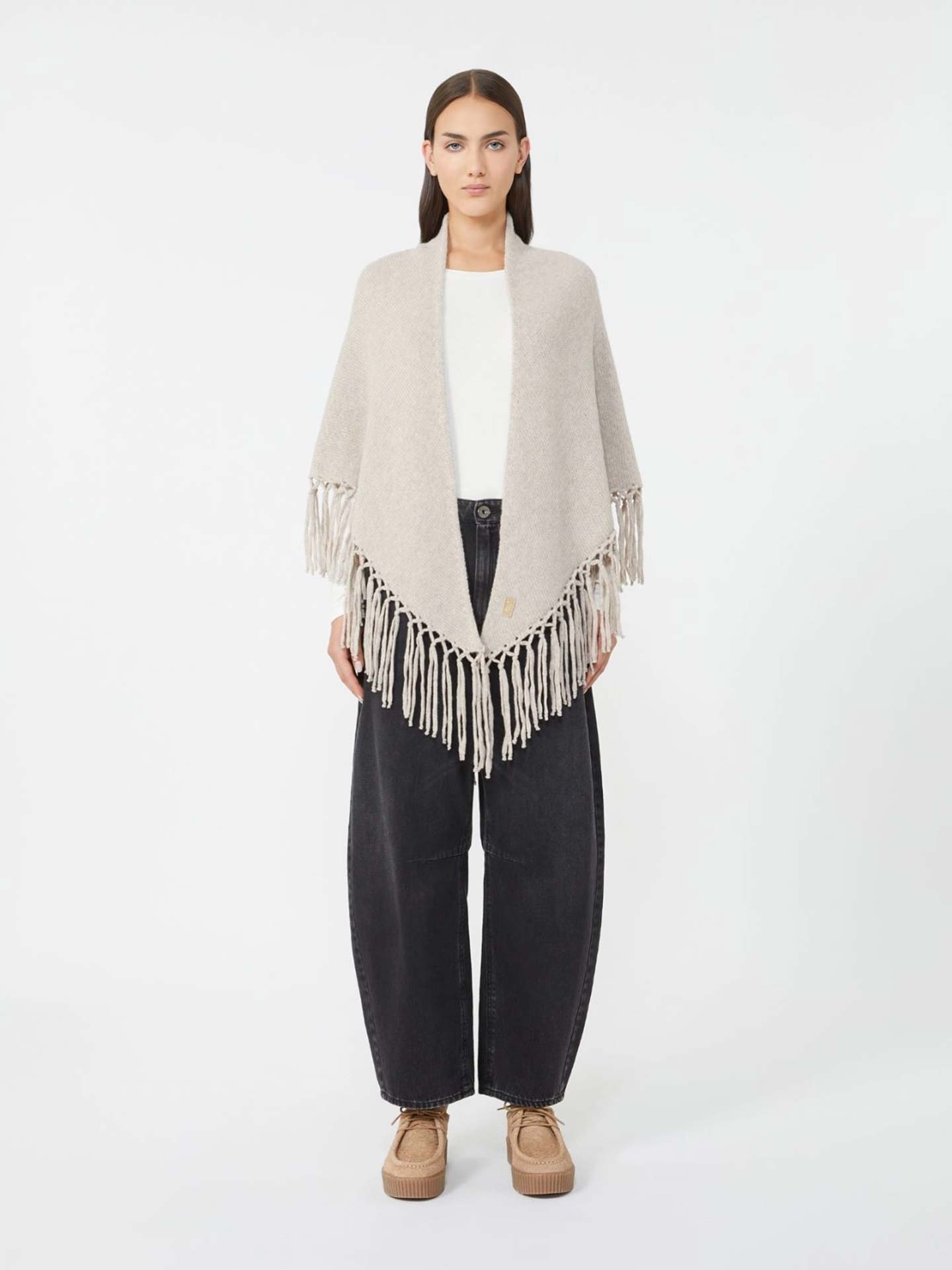 Xaile Triangular Tornado