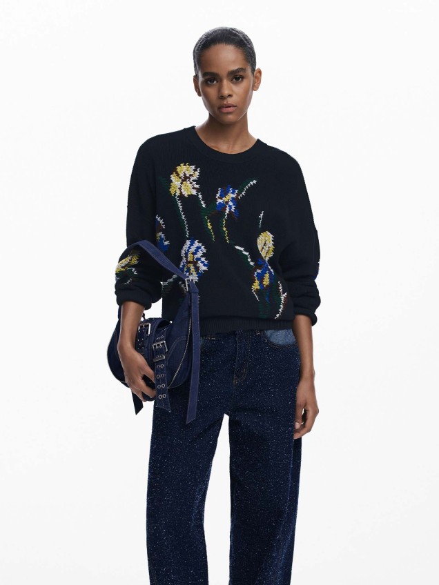 Camisola de Malha com Bordado Floral