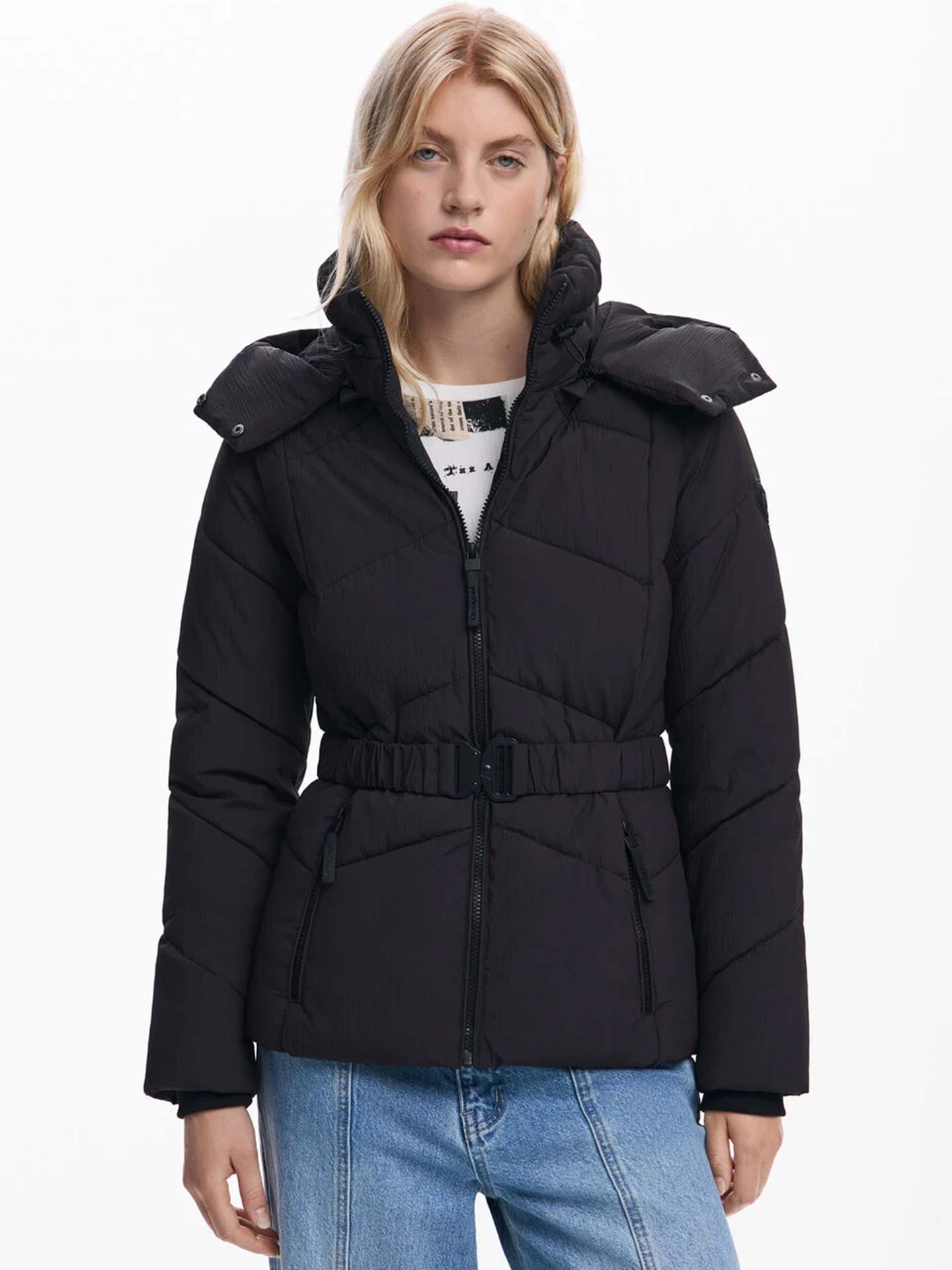 Blusão Acolchoado com Capuz