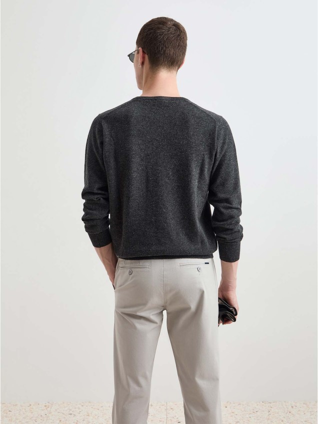 Pulôver em Lã com Decote em V