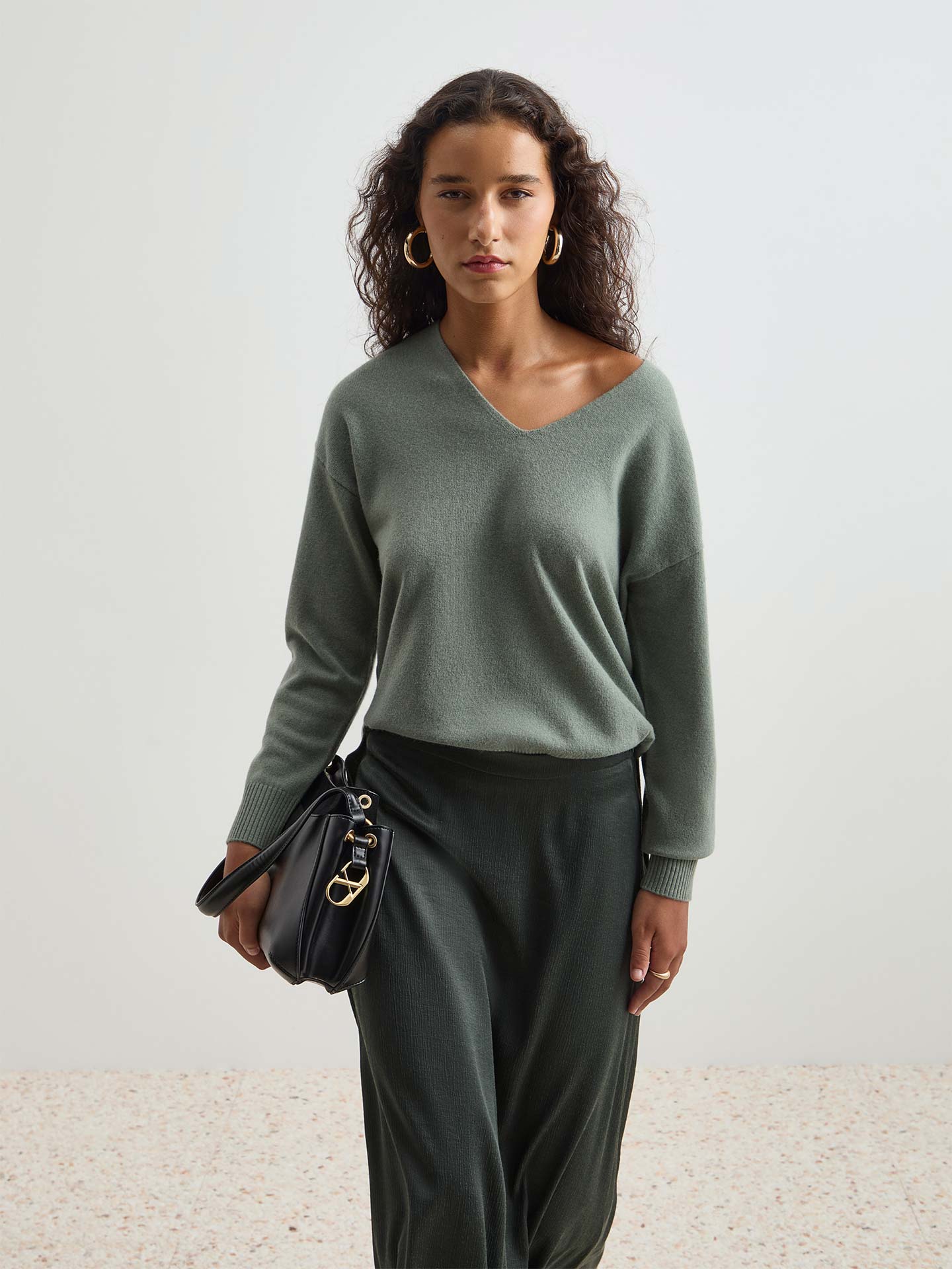 Camisola de Lã com Decote em V