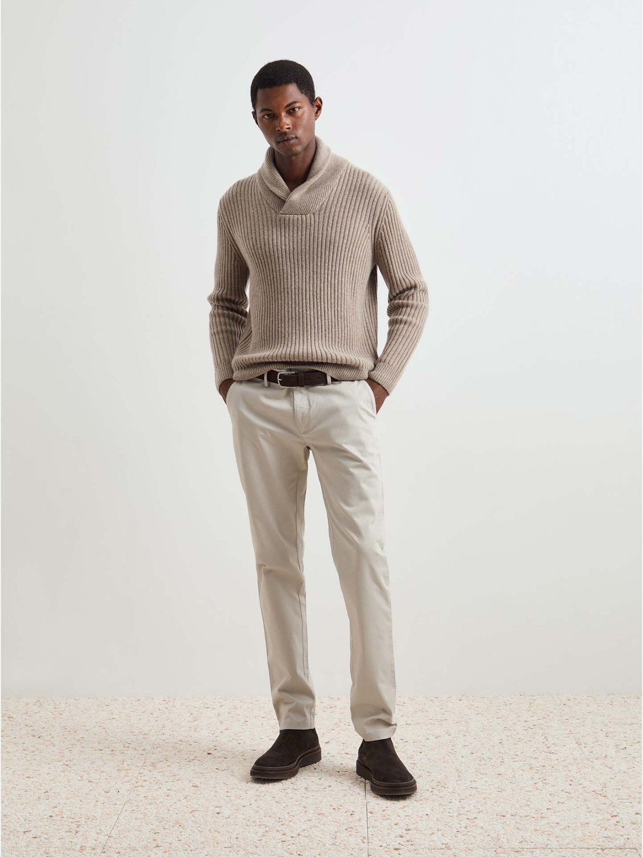 Camisola de Malha Canelada com Gola Xale