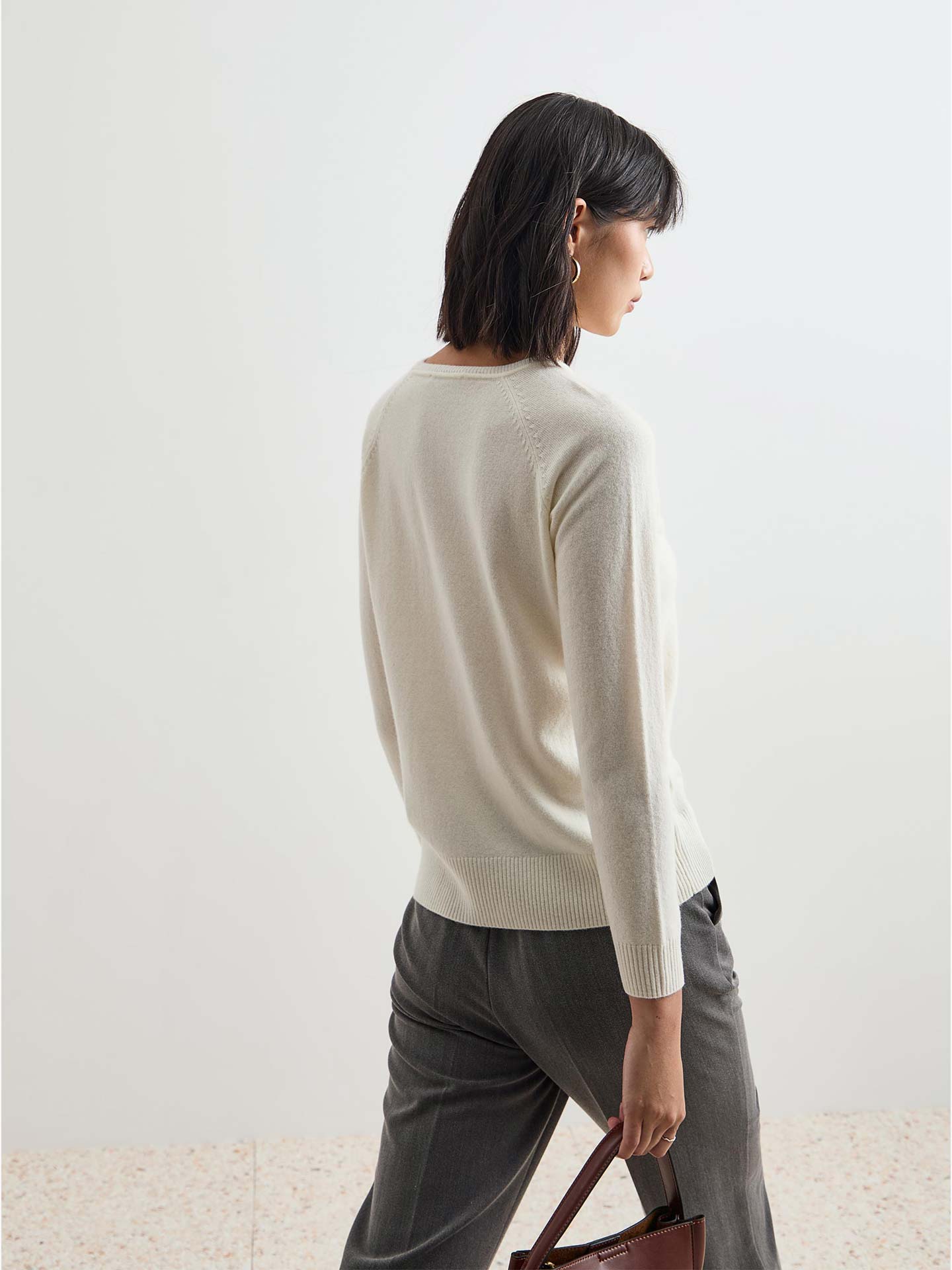 Camisola de Lã com Gola Redonda