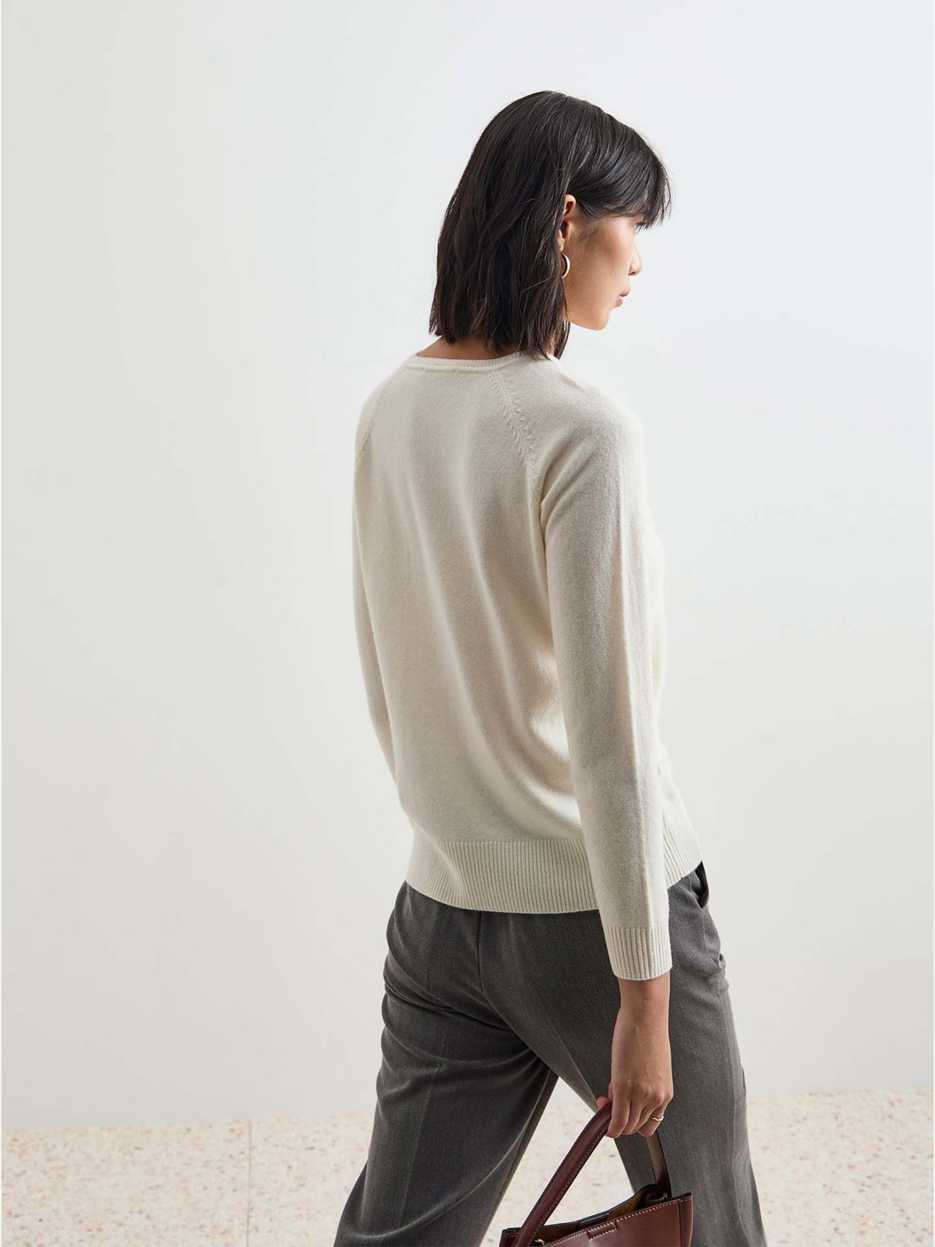 Camisola de L com Gola Redonda