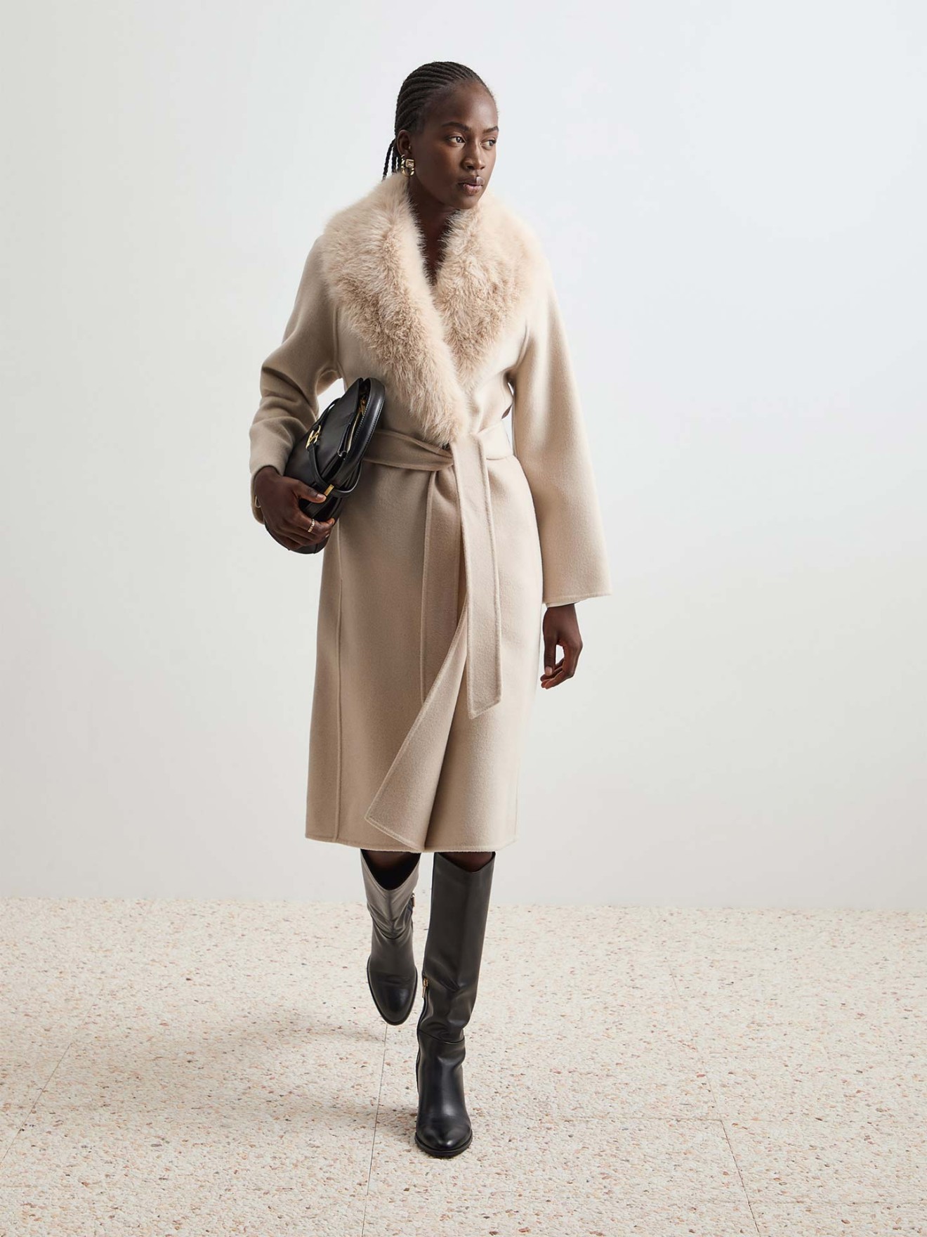 Casaco Comprido em L�