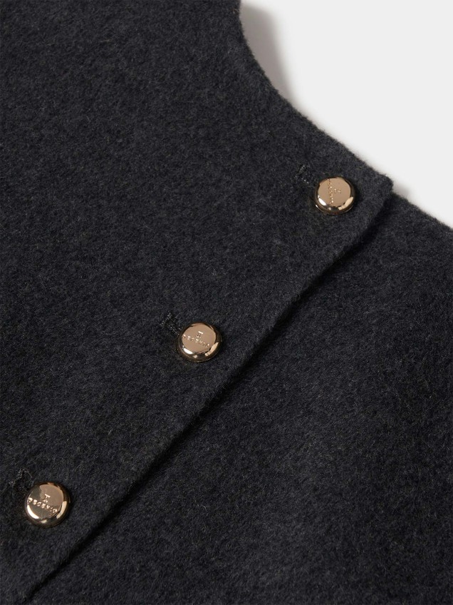 Vestido Curto sem Manga