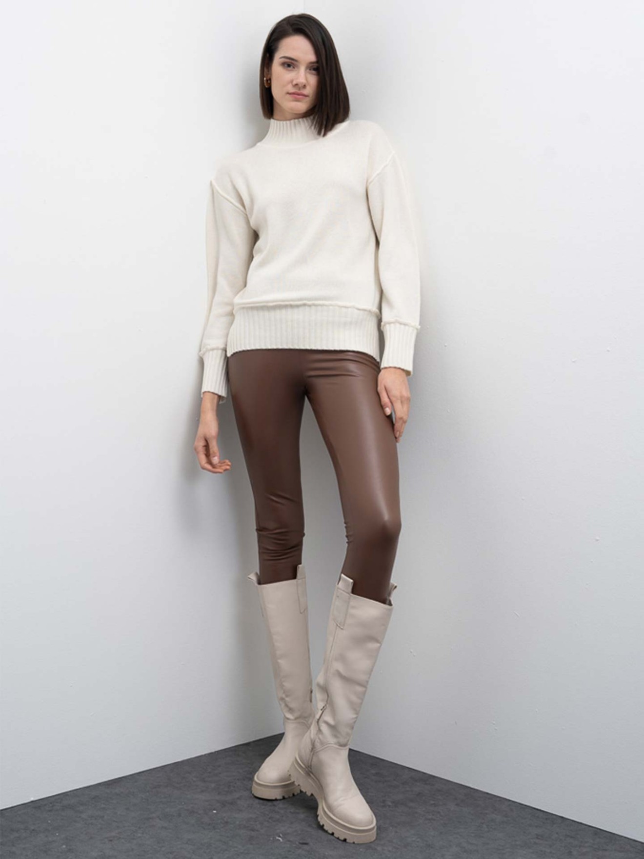 Camisola de Gola Alta