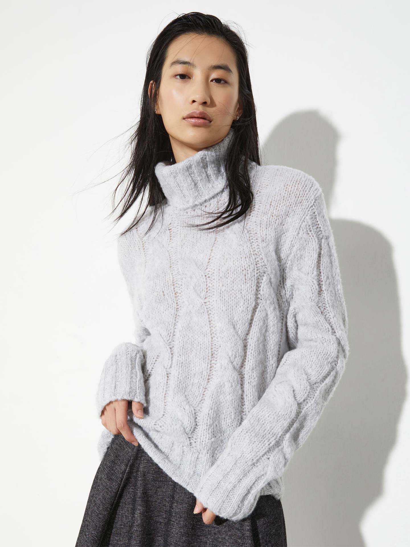 Camisola de Malha Trançada com Gola Alta Antille