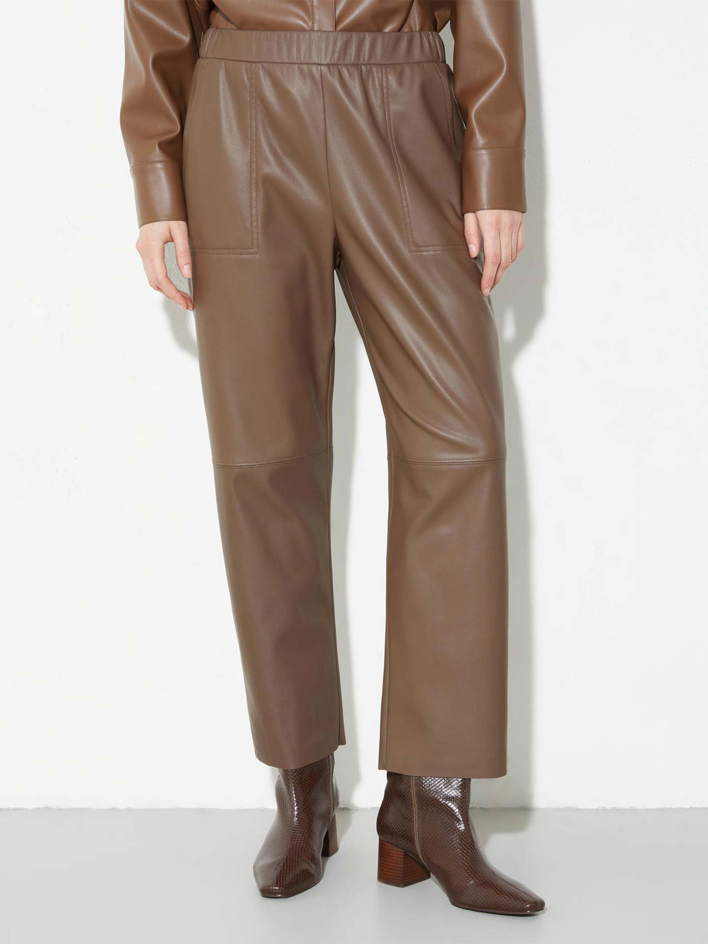 Calças Revestidas Creativo