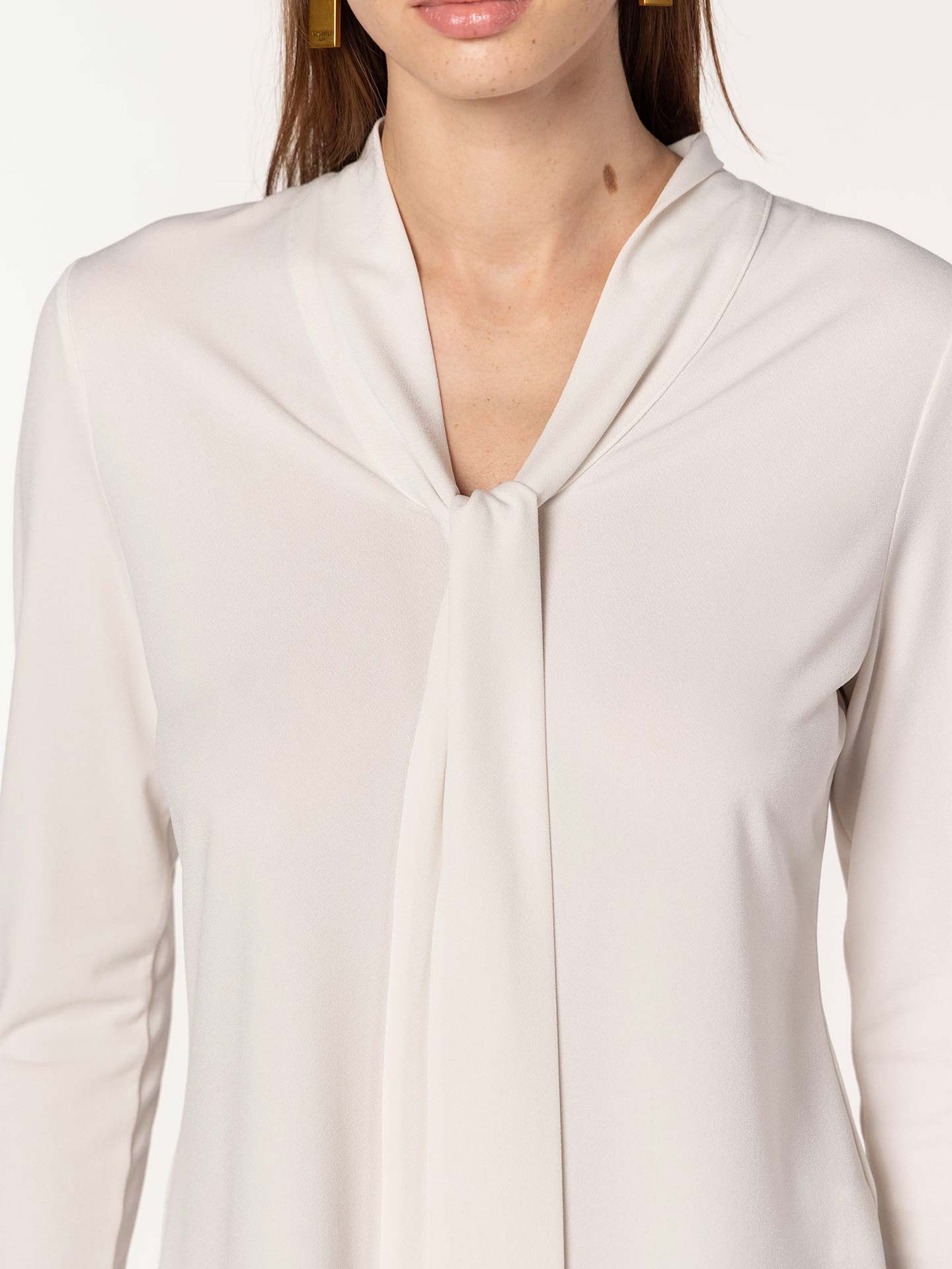 Blusa com Laço no Decote