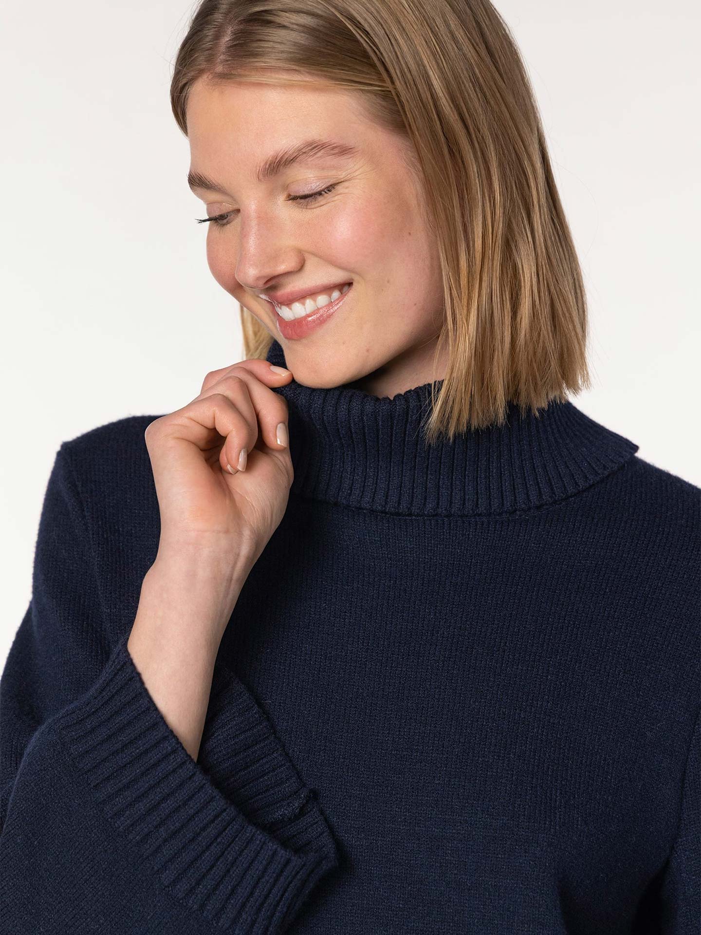 Camisola de Lã com Gola Alta