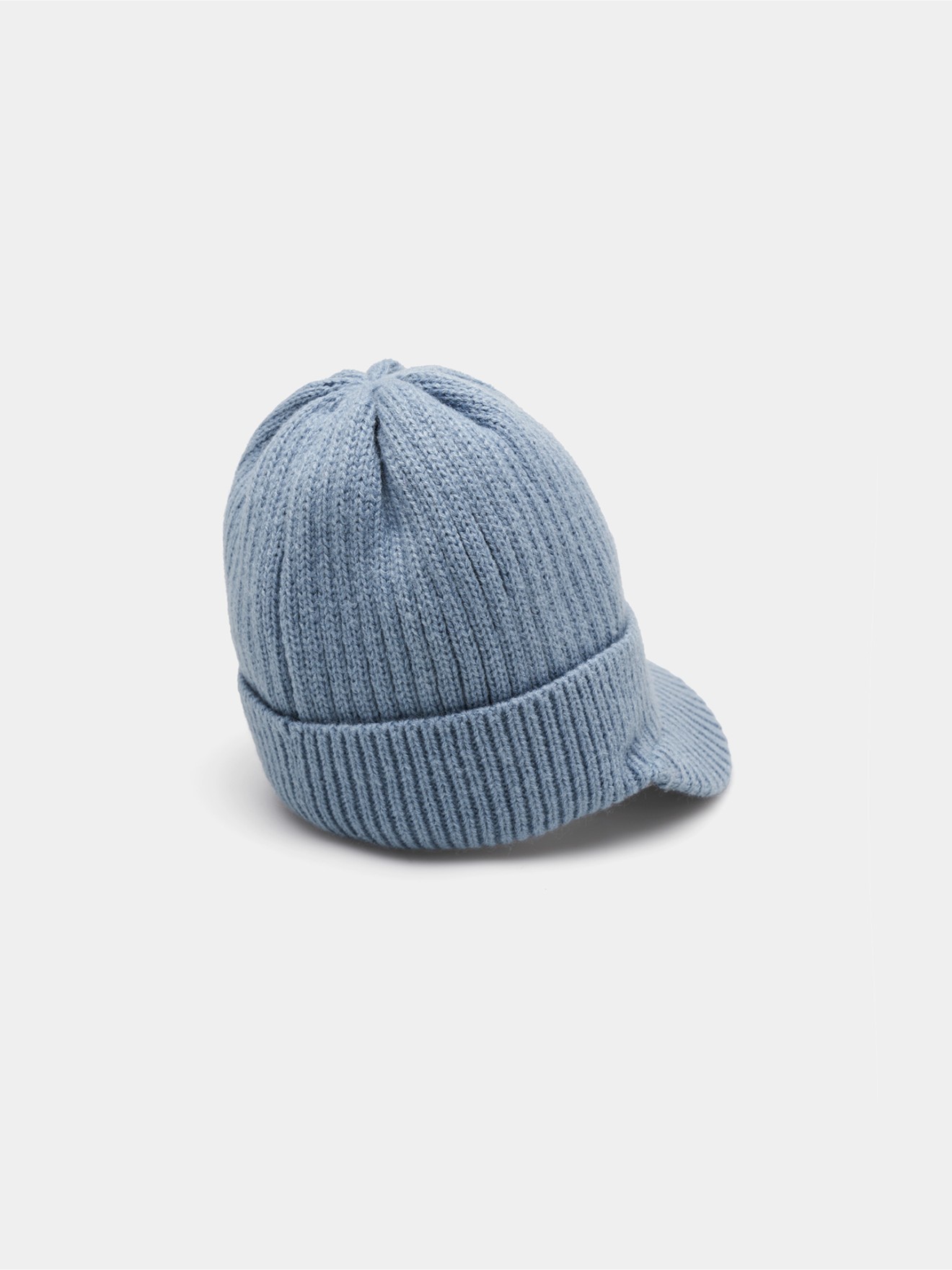 Gorro de Malha Canelada com Pala