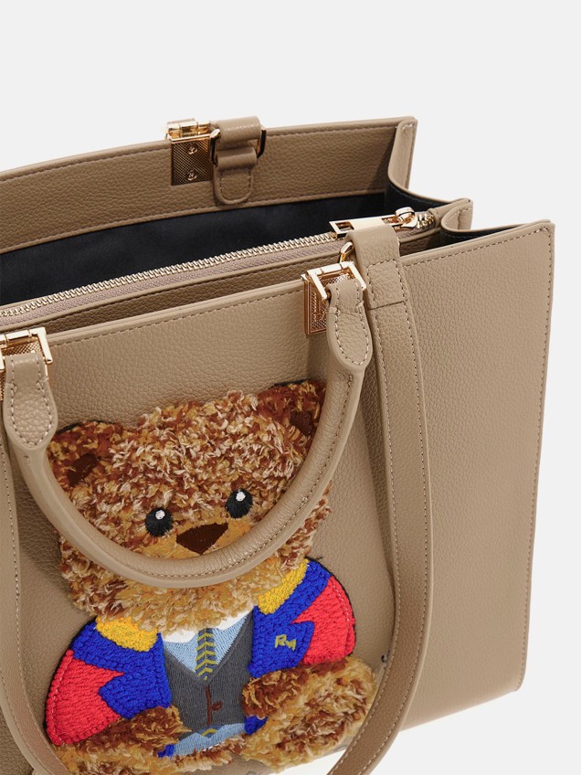 Mala de Mão com Aplique de Urso